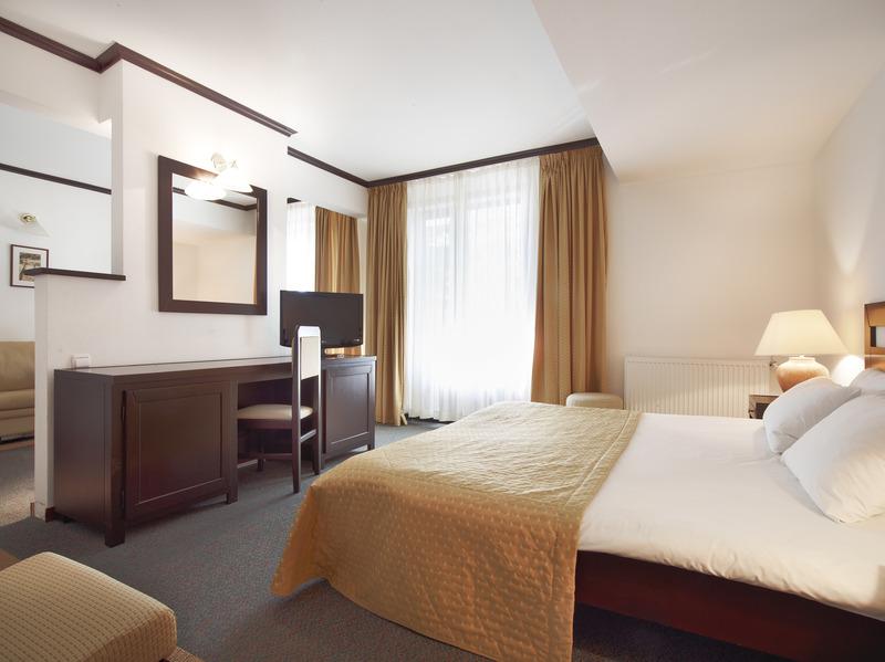 Ana Hotels Bradul Poiana Brasov Exteriör bild
