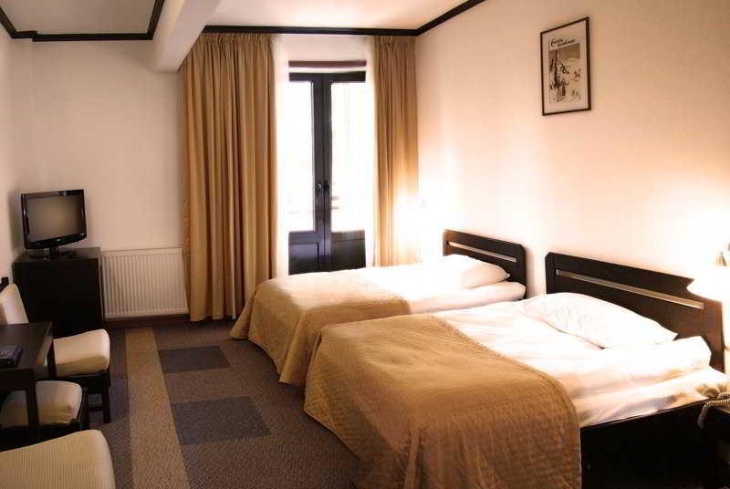 Ana Hotels Bradul Poiana Brasov Exteriör bild